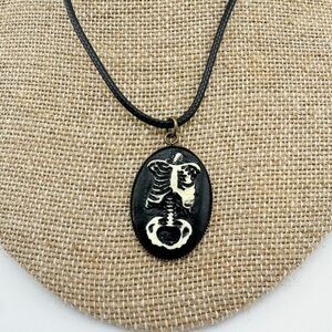 Vintage Skeleton Ribcage Cameo Necklace 90s Goth Emo Halloween Retro